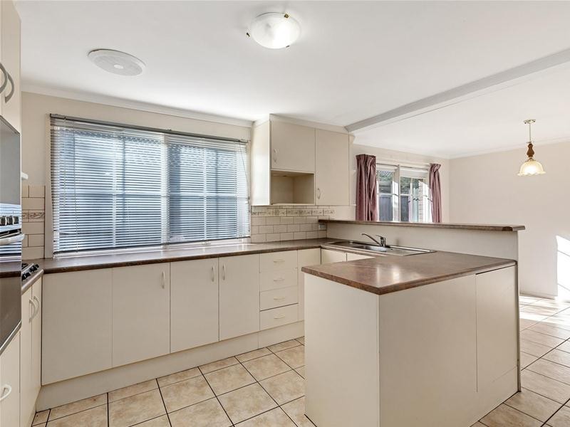 22 Carrickalinga Boulevard, Aberfoyle Park SA 5159