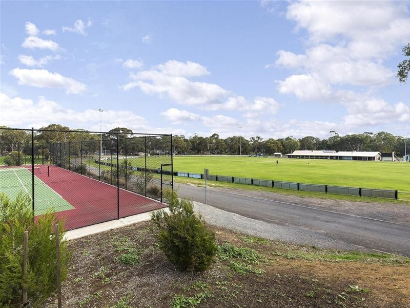 22 Carrickalinga Boulevard, Aberfoyle Park SA 5159