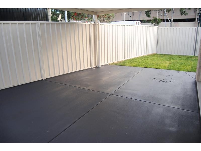 2C Carbnet Place, Seacombe Gardens SA 5047