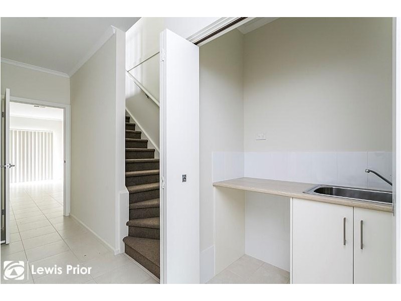 2 Greenasche Grove, Seacombe Gardens SA 5047