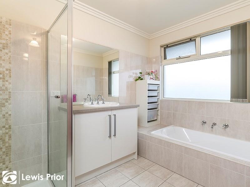 5a Vardon Street, Seacombe Gardens SA 5047