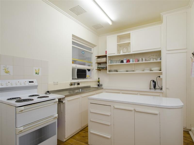 26 Hobart Avenue, Warradale SA 5046