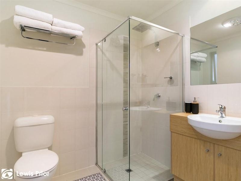 7b Albany Crescent, Oaklands Park SA 5046