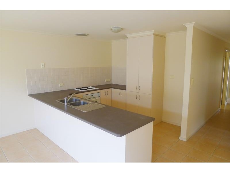 2/1 Church Crescent, Marion SA 5043