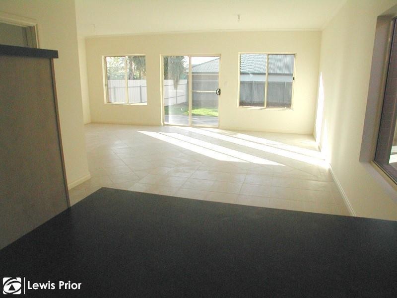 17A Scott Avenue, Clovelly Park SA 5042