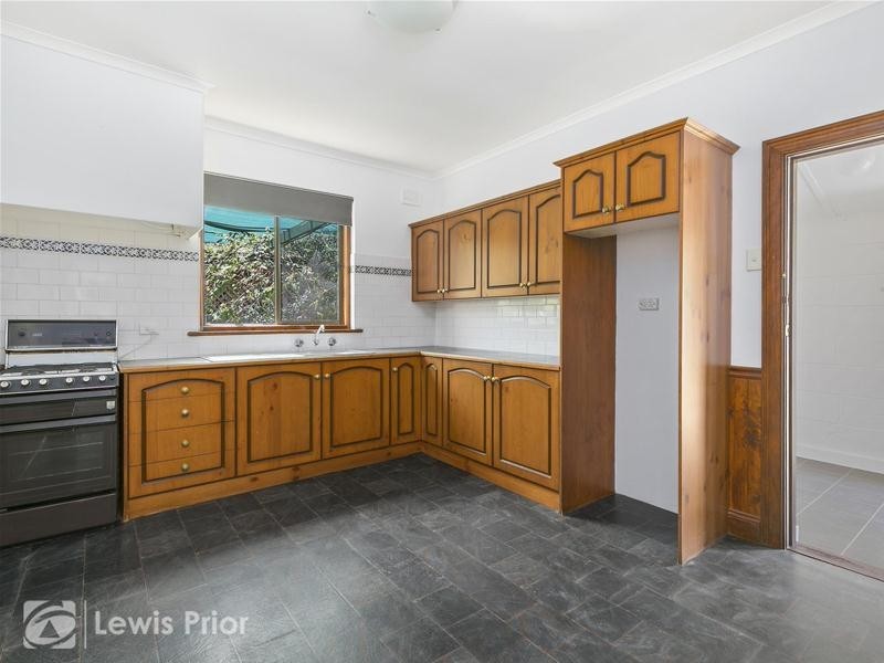 2 Heathcote Street, Marion SA 5043