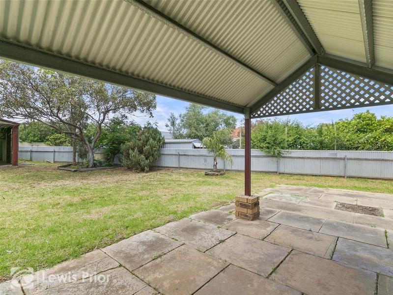 2 Heathcote Street, Marion SA 5043