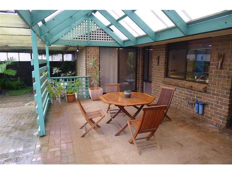 8 Jupiter Street, Hallett Cove SA 5158