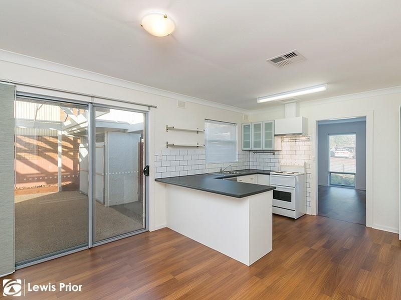 16 Nardoo Street, Hallett Cove SA 5158