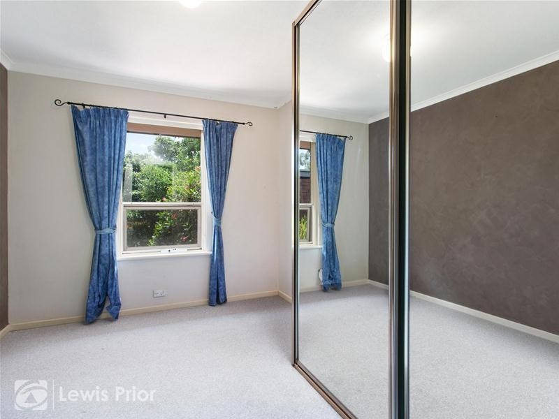 9 Hui Hui Drive, Happy Valley SA 5159