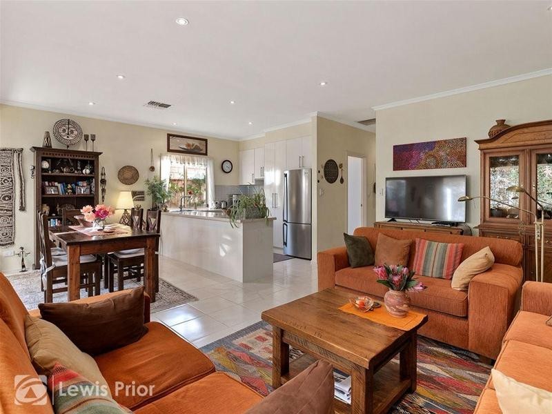 7 Seaview Crescent, Dover Gardens SA 5048