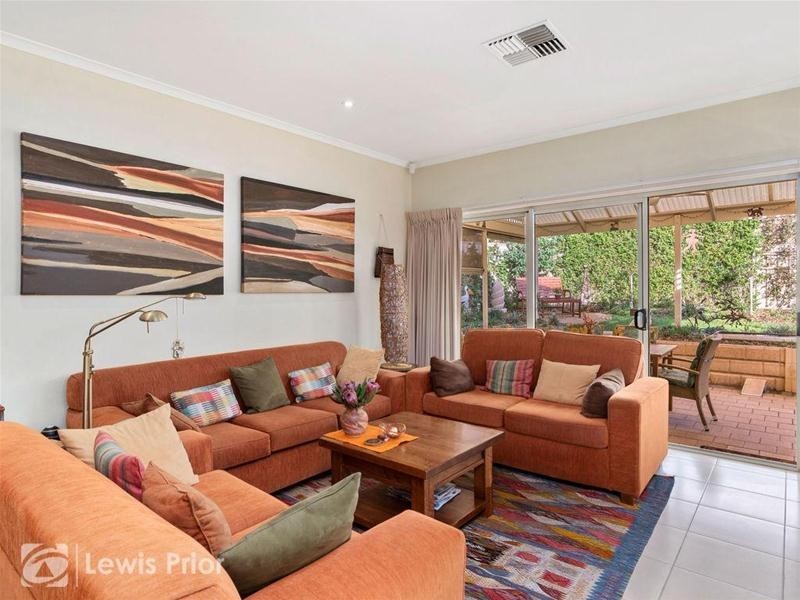 7 Seaview Crescent, Dover Gardens SA 5048