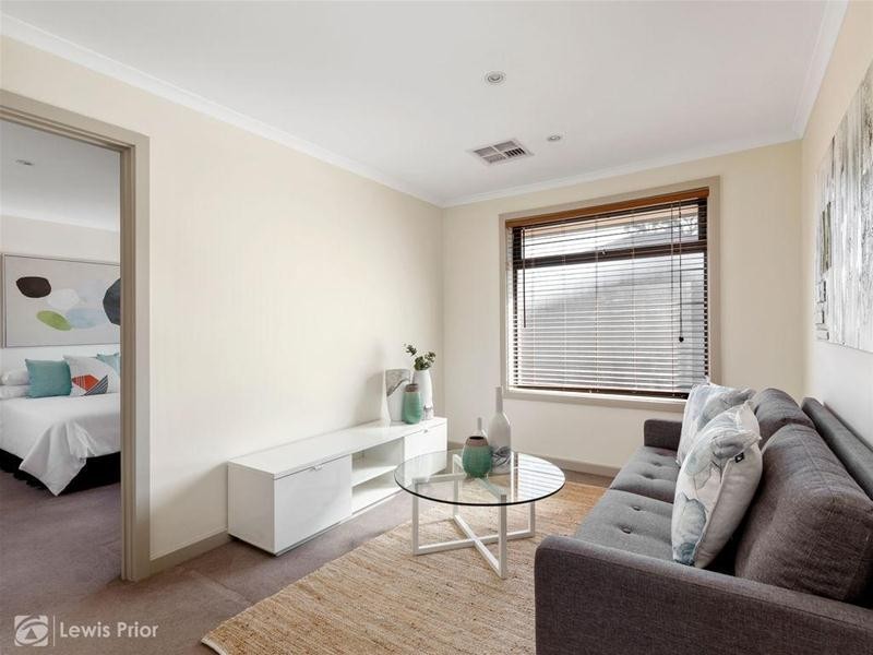 9 Trott Grove, Oaklands Park SA 5046