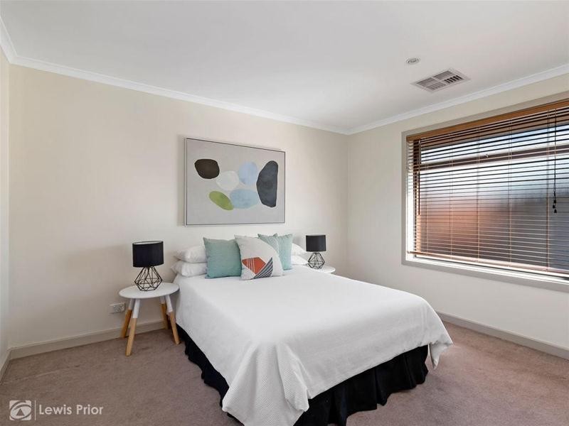 9 Trott Grove, Oaklands Park SA 5046