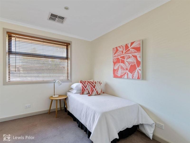 9 Trott Grove, Oaklands Park SA 5046