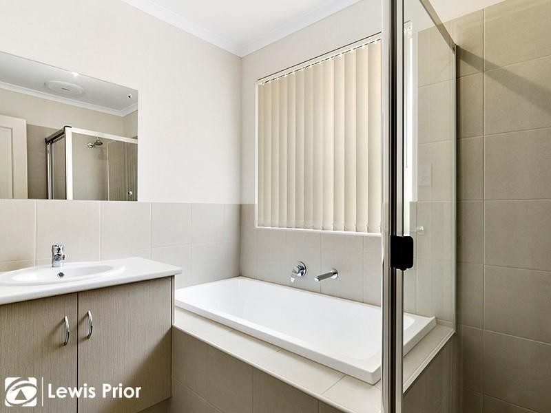 15 Powers Avenue, Morphett Vale SA 5162