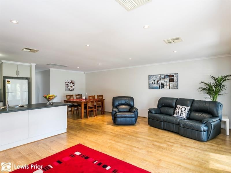 35 Neath Avenue, Dover Gardens SA 5048