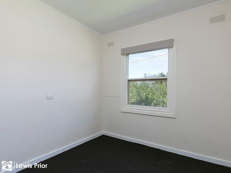 27 Kingston Avenue, Seacombe Gardens SA 5047