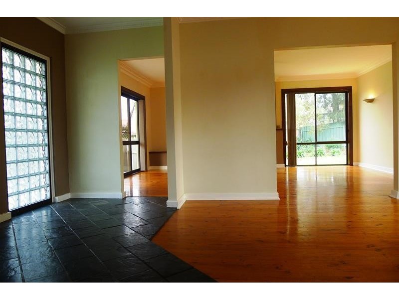 16 Old Honeypot Road, Port Noarlunga SA 5167