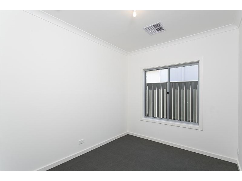 17 Alderman Avenue, Seacombe Gardens SA 5047