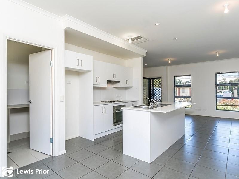 7 Albany Crescent, Oaklands Park SA 5046