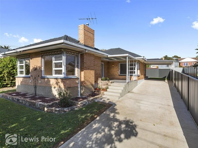13 Thomas Street, Seacliff Park SA 5049
