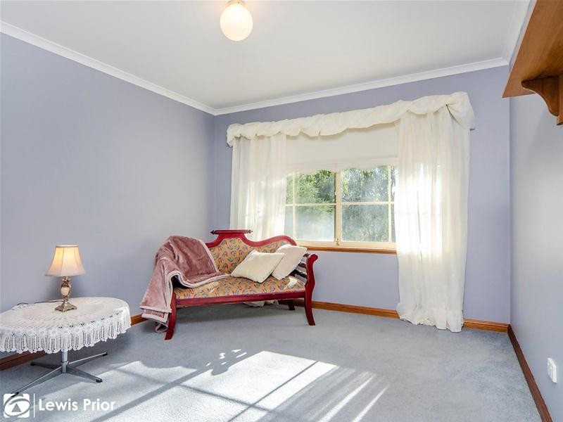 9 The Parkway, Aberfoyle Park SA 5159