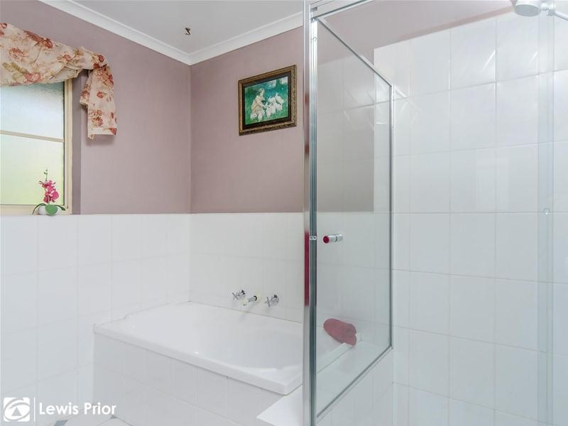 9 The Parkway, Aberfoyle Park SA 5159