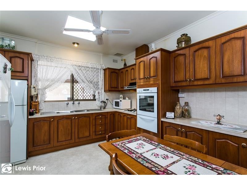 4 Duncan Street, Sturt SA 5047