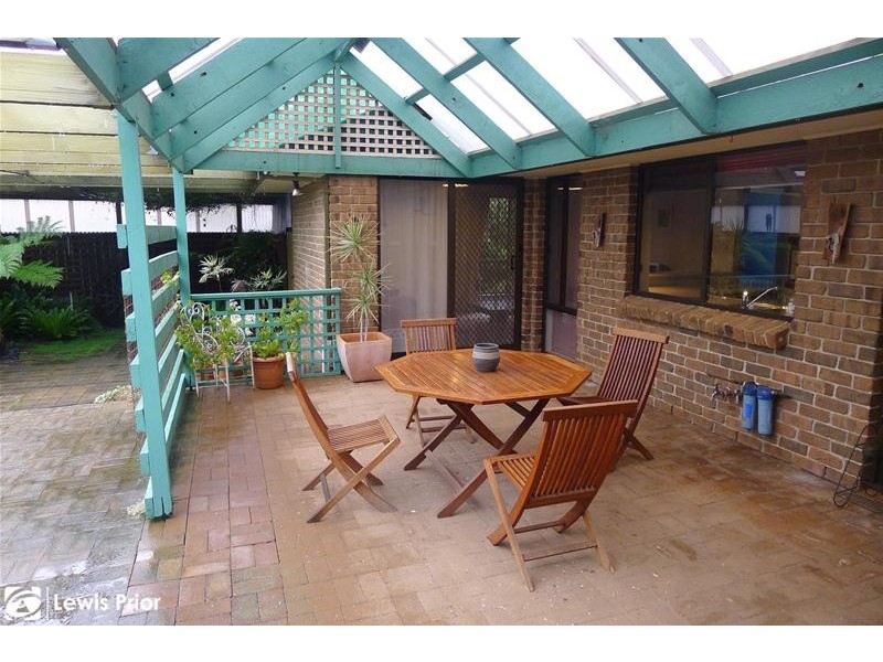 8 Jupiter Street, Hallett Cove SA 5158