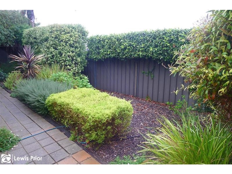 8 Jupiter Street, Hallett Cove SA 5158