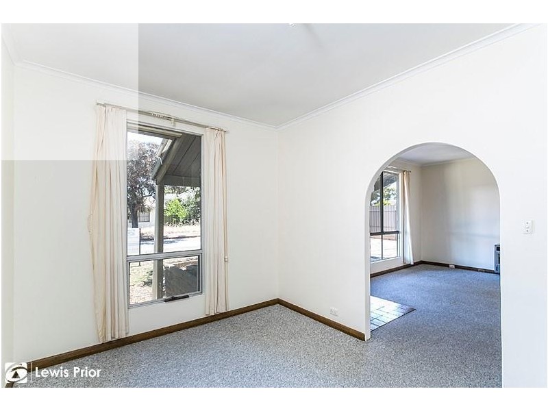 8 Crown Street, Dover Gardens SA 5048