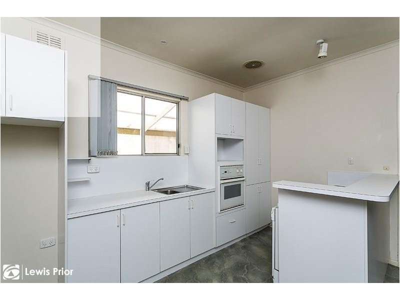 8 Crown Street, Dover Gardens SA 5048