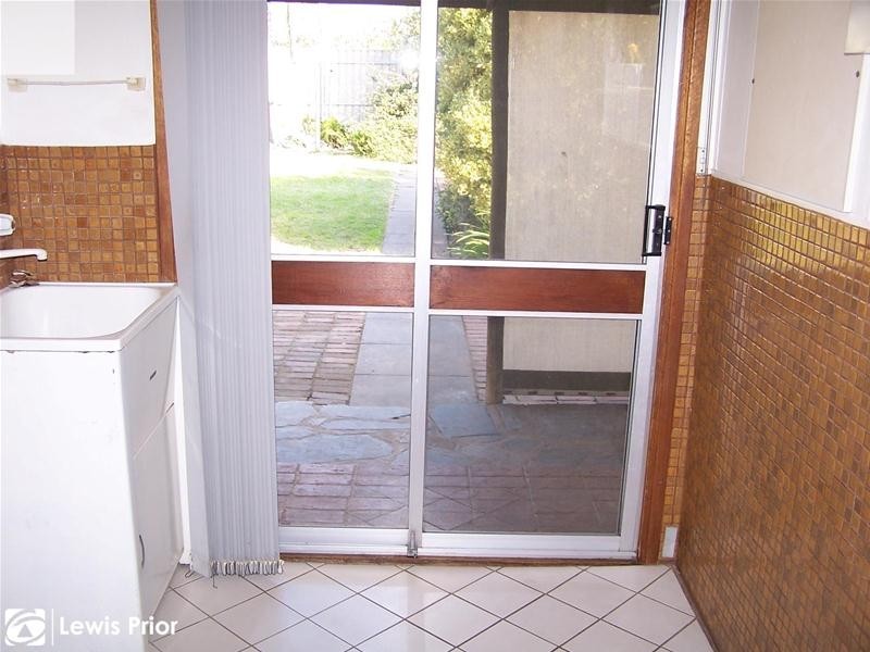 8 Crown Street, Dover Gardens SA 5048