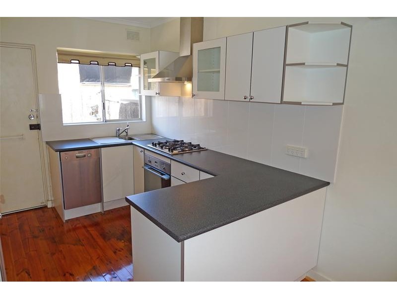 2/2 Beverley Street, Clovelly Park SA 5042