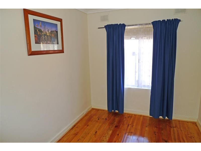 2/2 Beverley Street, Clovelly Park SA 5042