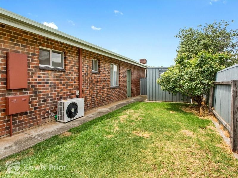 1/4 First Avenue, Warradale SA 5046