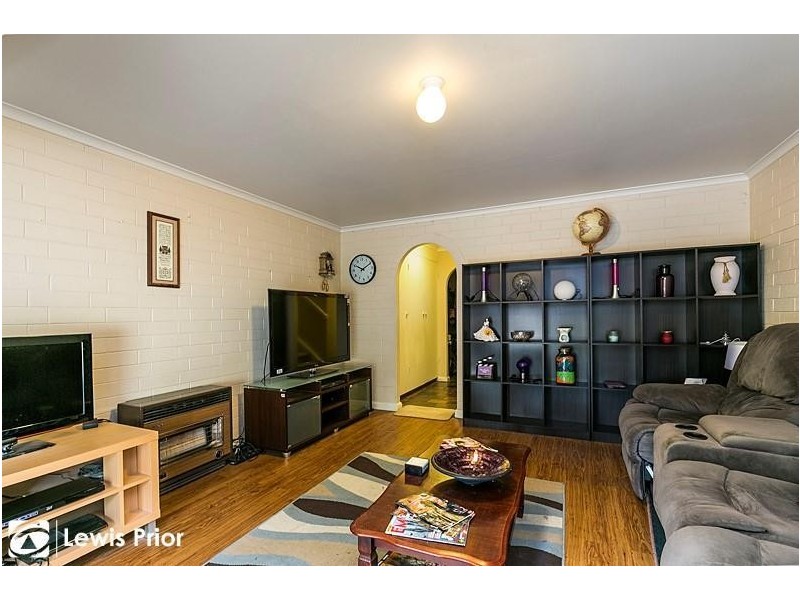 10/2 Evans Crescent, Oaklands Park SA 5046