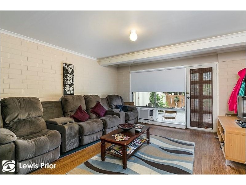 10/2 Evans Crescent, Oaklands Park SA 5046