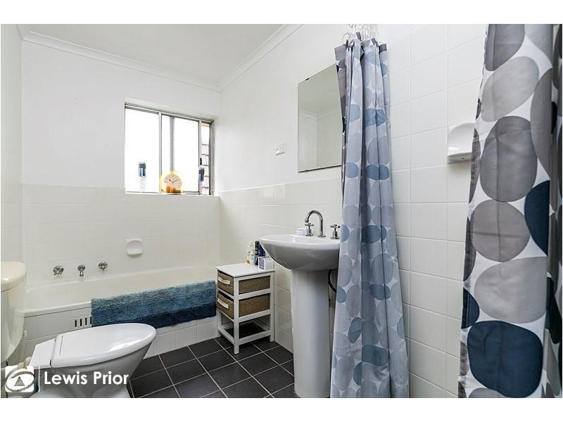 10/2 Evans Crescent, Oaklands Park SA 5046