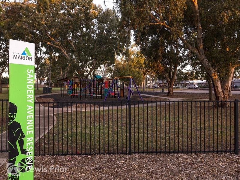 44 Sutton Avenue, Seacombe Gardens SA 5047