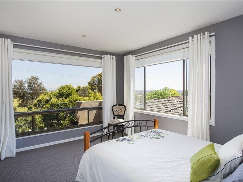 19 Braeside Avenue, Seacombe Heights SA 5047