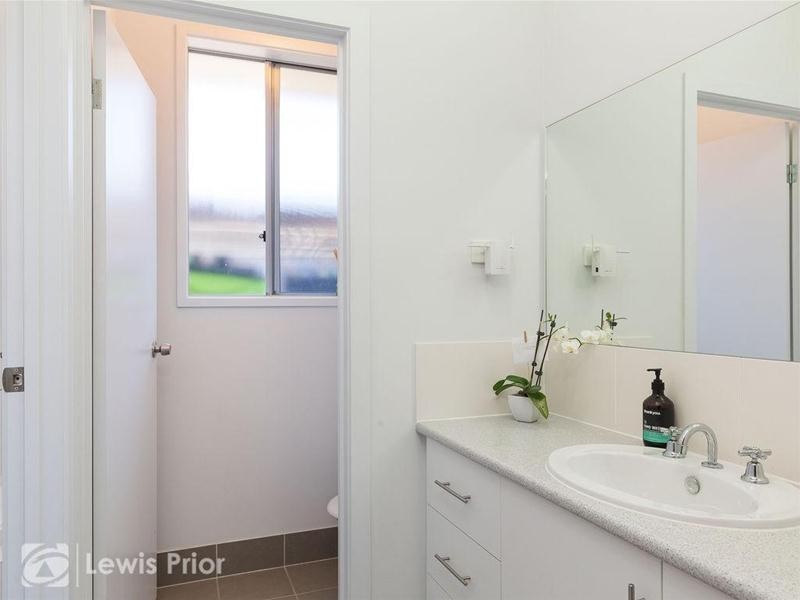 5 Harbrow Grove, Seacombe Gardens SA 5047