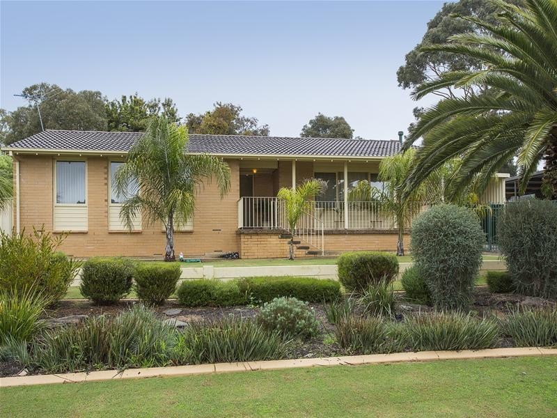 10 Alcatraz Street, Aberfoyle Park SA 5159