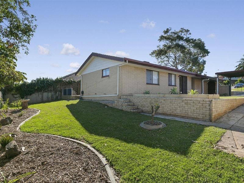 19 Falcon Avenue, Hallett Cove SA 5158