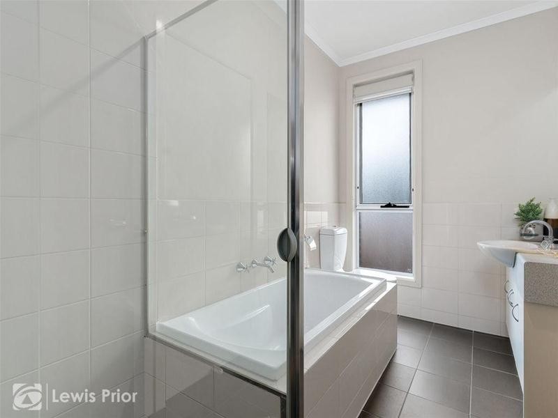 6 Ross Street, Seacombe Gardens SA 5047