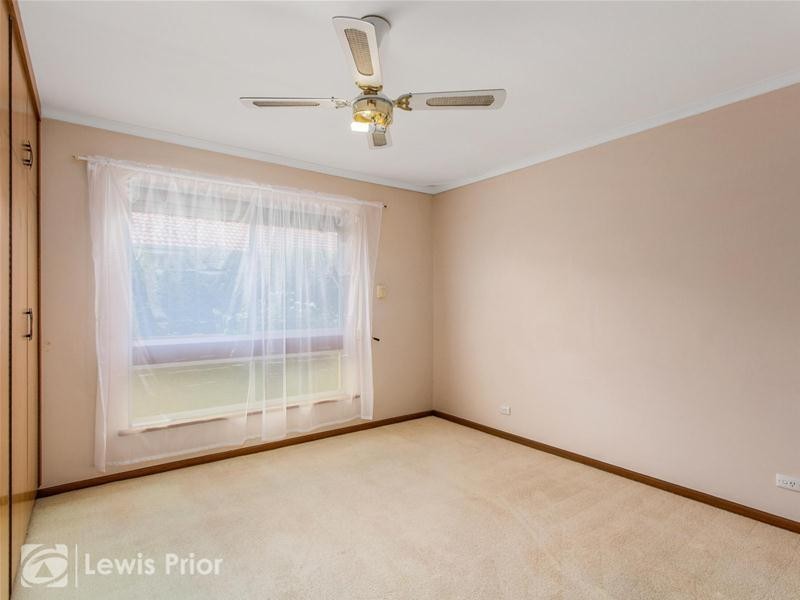 1/4 First Avenue, Warradale SA 5046