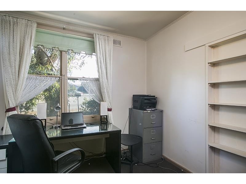 1 Brolga Place, Sturt SA 5047