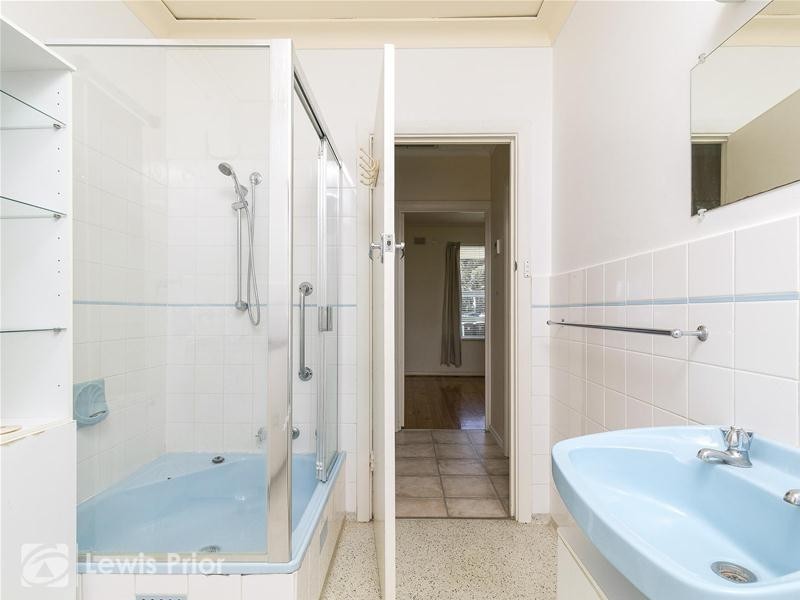 2/12 Crozier Terrace, Oaklands Park SA 5046