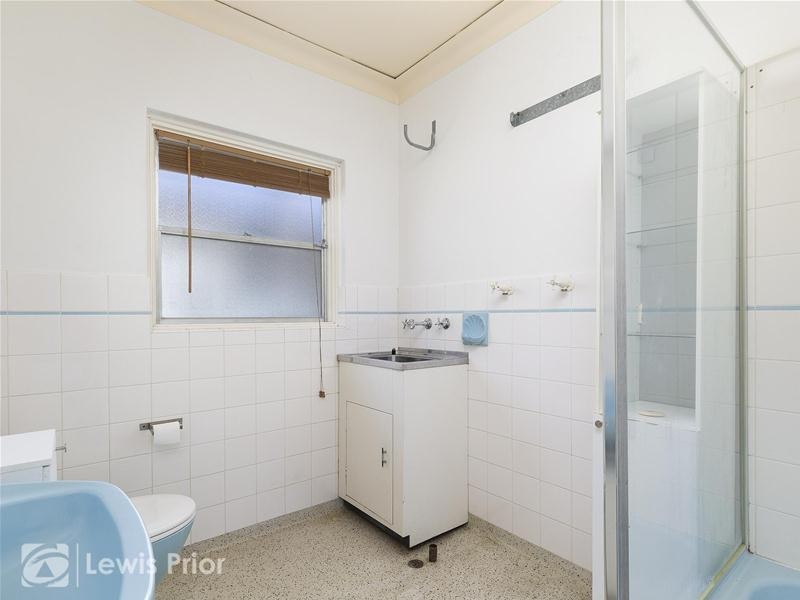 2/12 Crozier Terrace, Oaklands Park SA 5046